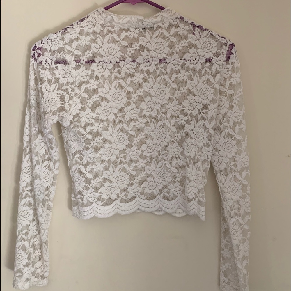 WHITE FLORAL SEE THROUGH TOP